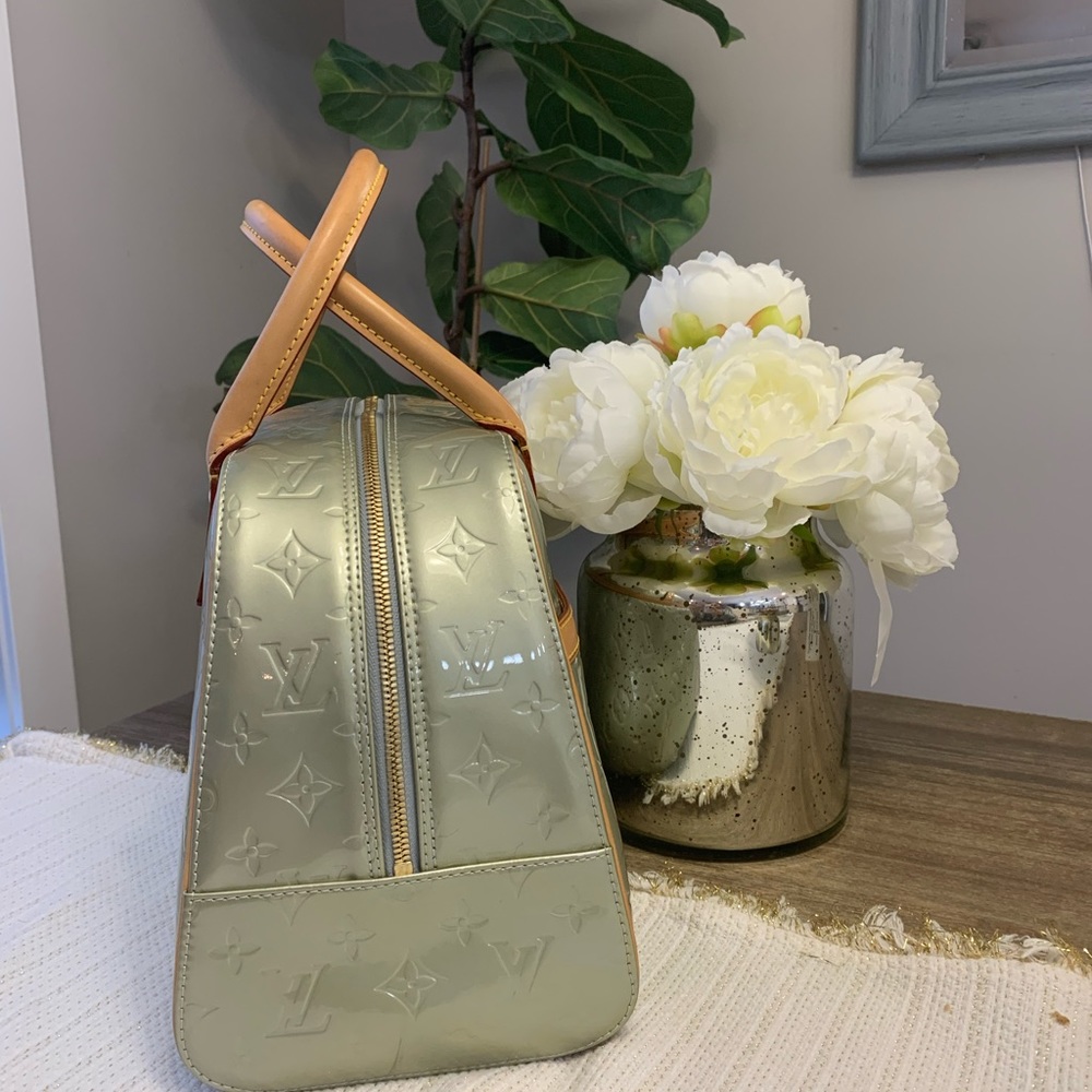 Authentic Louis Vuitton Tompkins Square Bag *Limited time offer* - Picture 12 of 14